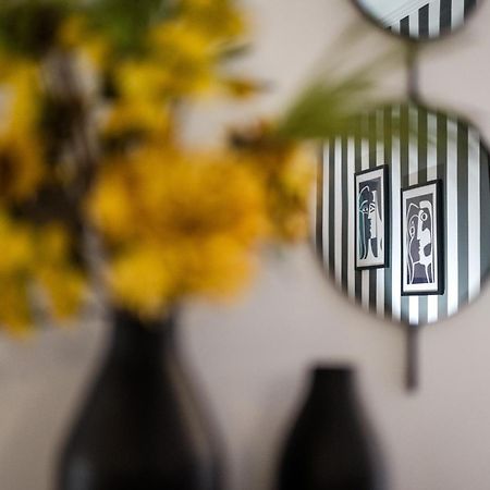 Byron Luxury Apartments Aígion Luaran gambar