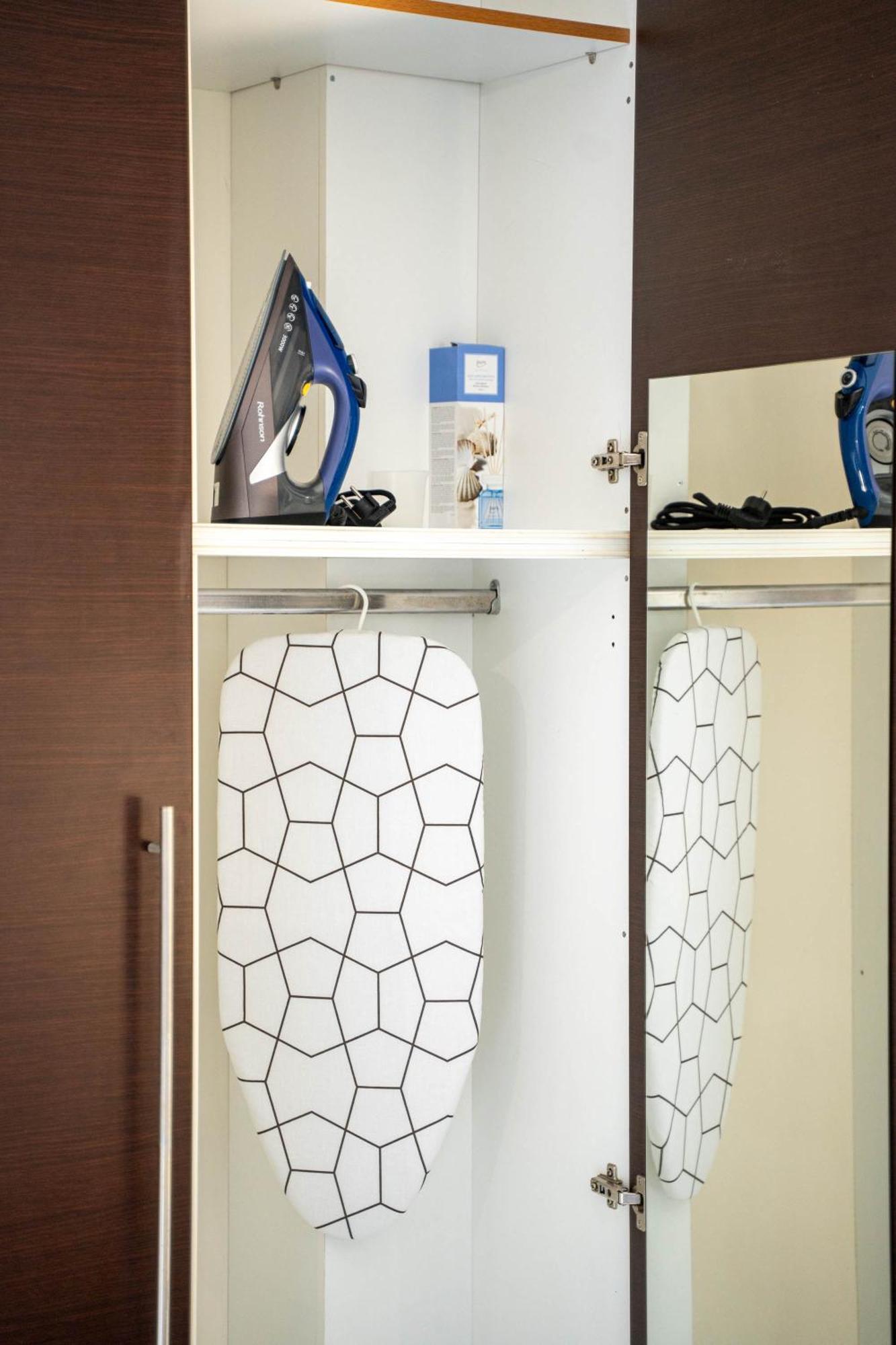 Byron Luxury Apartments Aígion Luaran gambar