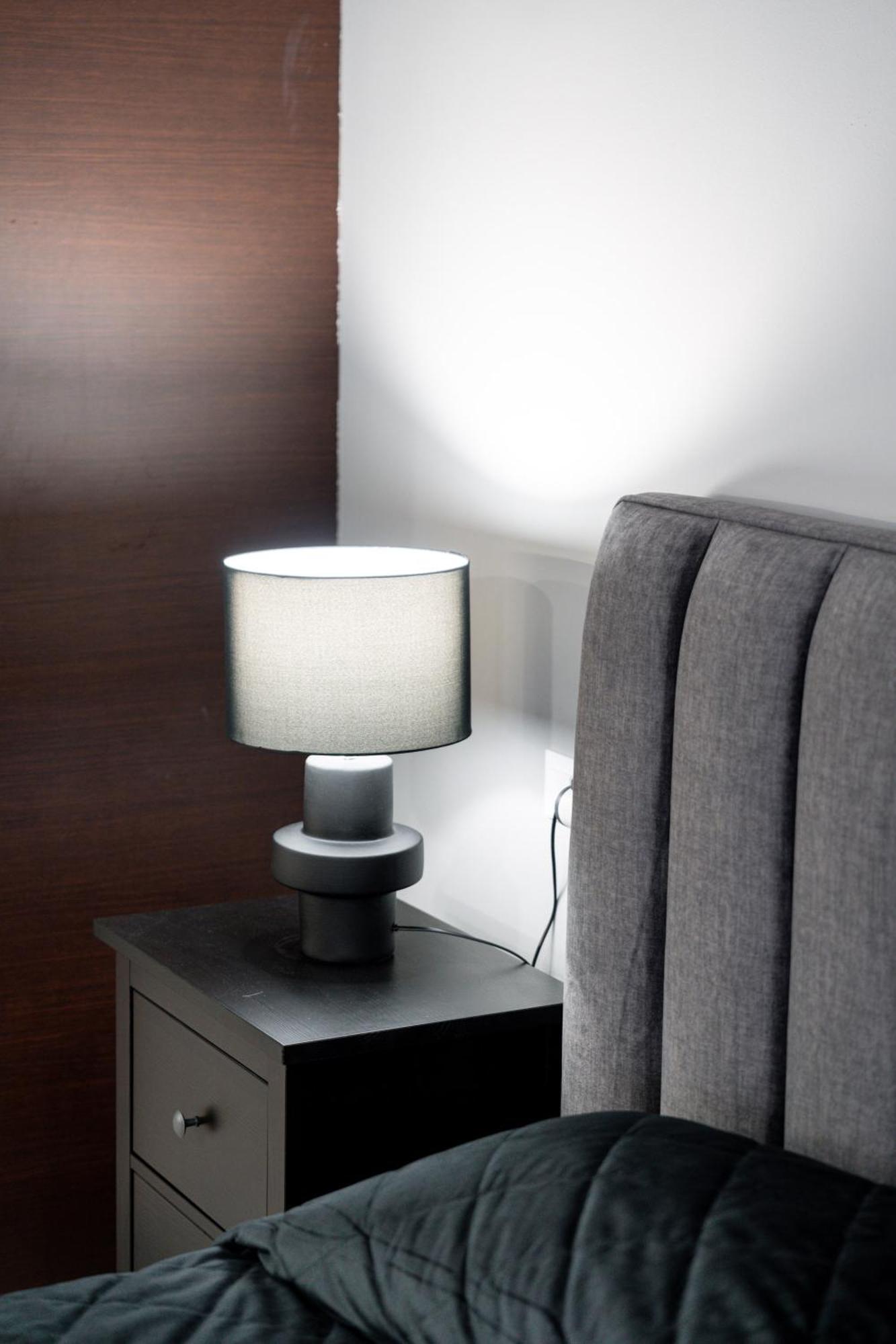 Byron Luxury Apartments Aígion Bilik gambar