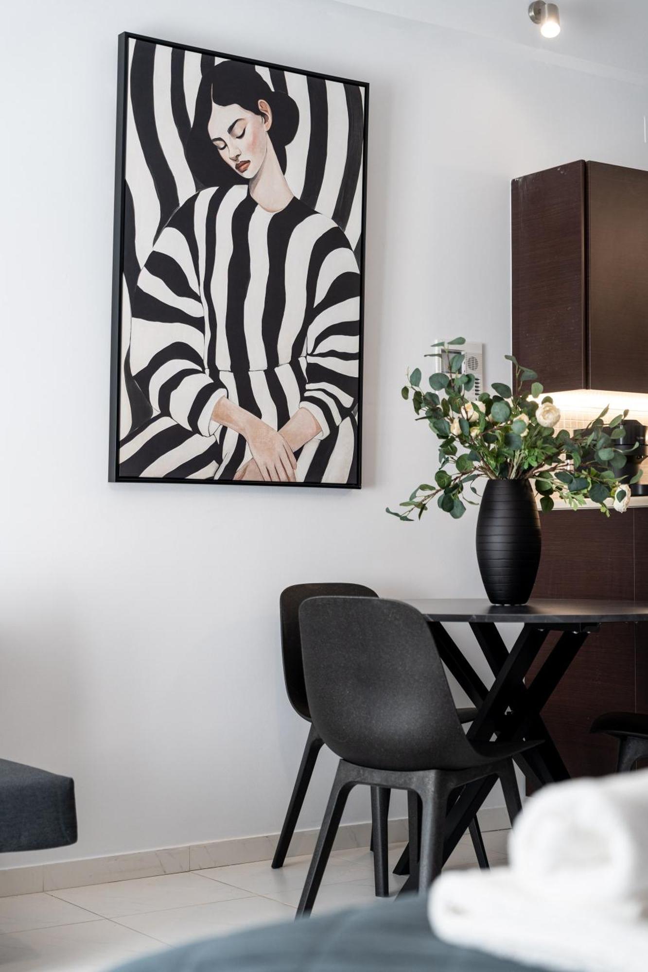 Byron Luxury Apartments Aígion Bilik gambar